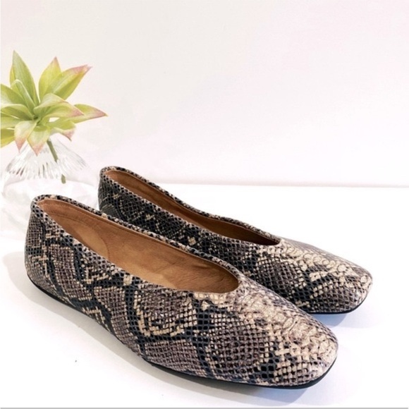 CORSO COMO TRISHINA SNAKESKIN SQUARE TOE SOFT LEATHER BALLET FLATS SIZE 8 - Picture 13 of 13